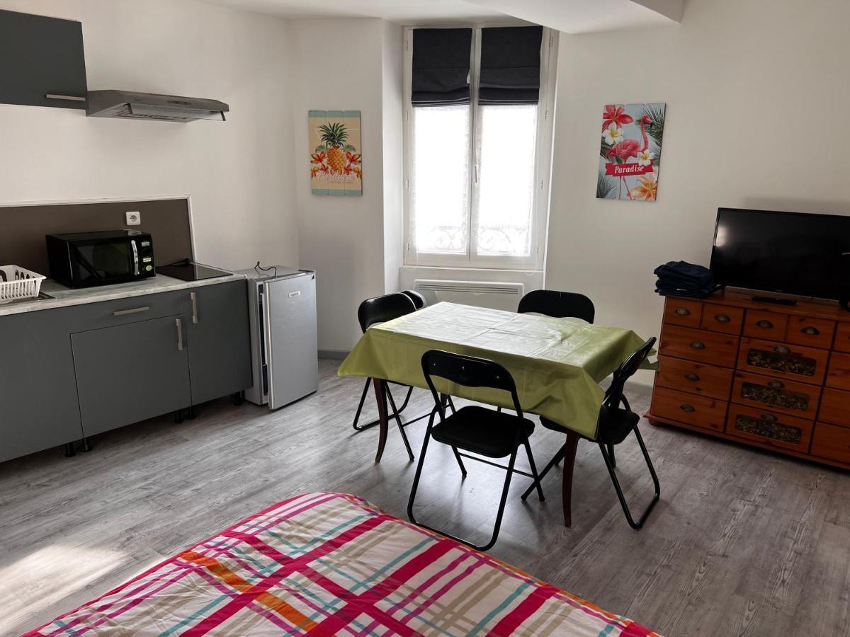 F2 Gatinais Apartment Pithiviers Exterior photo
